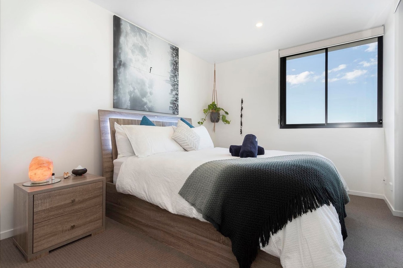 East Brisbane 1bed unit with Rooftop pool +Parking 2 Serain Residences