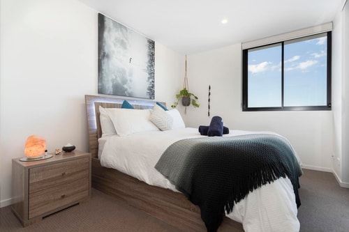 East Brisbane 1bed unit with Rooftop pool +Parking 2 Serain Residences