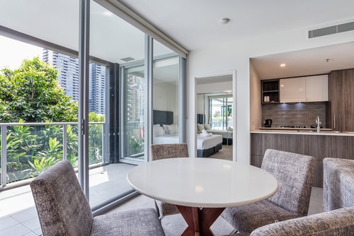 Modern 2Bedroom Apartment+Parking Southbrisbane 14 Serain Residences