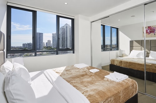 Comfort Central Gold Coast 2 Bedroom Apartment 26 Serain Residences