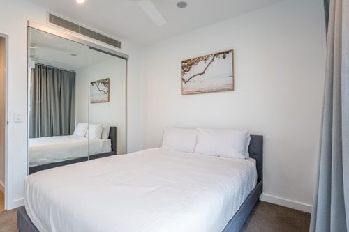 Great Location 1Bedroom w/Parking South Brisbane 7 Serain Residences