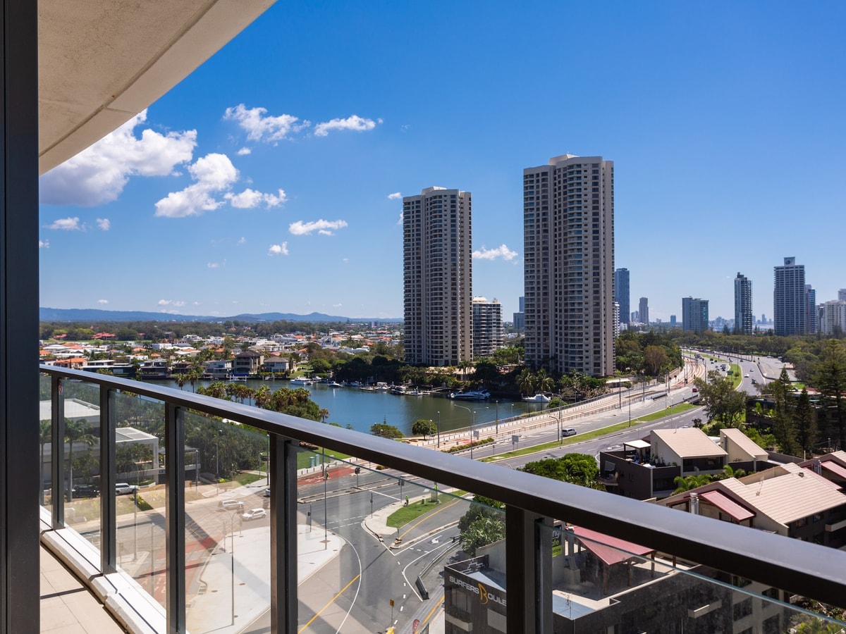 Comfortable 1Beder Ocean and  beach View Apartment 5 Serain Residences