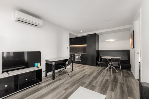 City View 2 bedroom Apt in the Heart of Melbourne 5 Serain Residences
