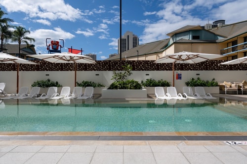 Cozy 2-bedrooms Apartment in Surfers Paradise 17 Serain Residences