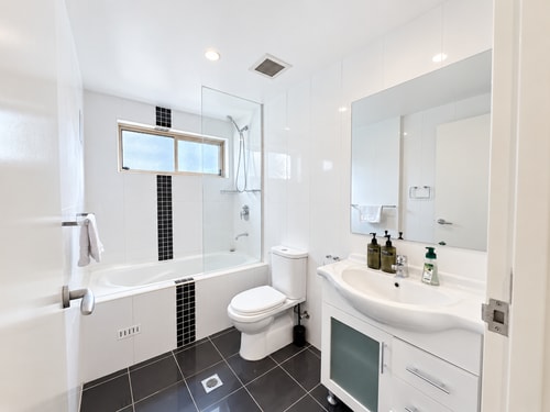 Spacious City View 3BR Loft Apartment | Parking*2 10 Serain Residences