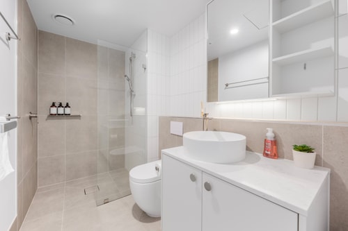 Modern & Cozy 1-Bedroom Apartment in Phillip 4 Serain Residences