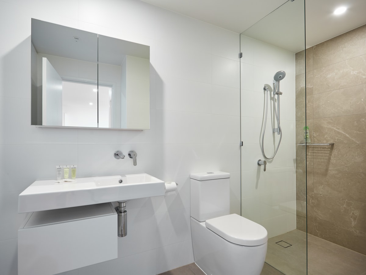 Partial Ocean View 1 Bedroom Apartment 19th Floor 6 Serain Residences