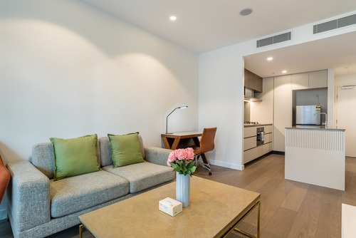 Resort-Style CBD 1-Bedroom Stay Walk to Everything 32 Serain Residences