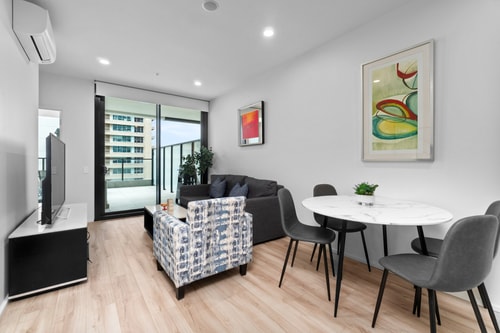 Luxe 2BR Apt | Huge Balcony+BBQ  | Adelaide CBD 15 Serain Residences