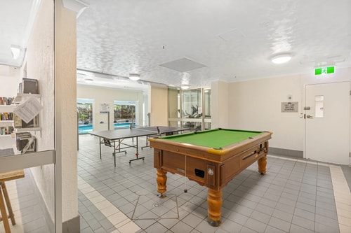 Stunning Ocean View 3BR near Broadbeach | Parking 18 Serain Residences