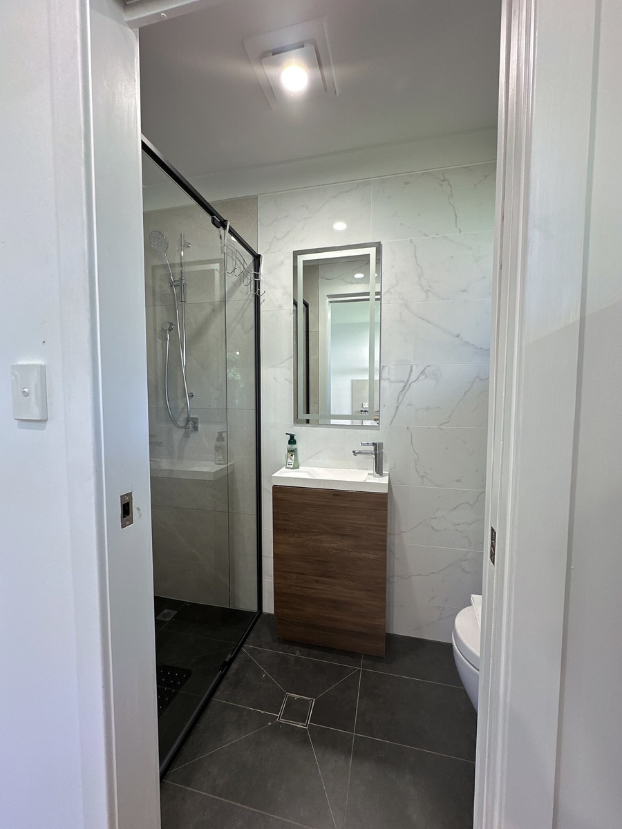 Spacious Homelike King Studio Retreat in Roseville 10 Serain Residences