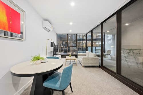 Woden Comfortable 1-Bedroom Apartment with Parking 11 Serain Residences