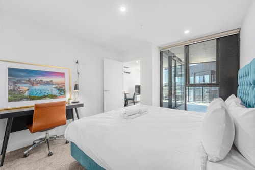 Modern & Cozy 1-Bedroom Apartment in Phillip 22 Serain Residences