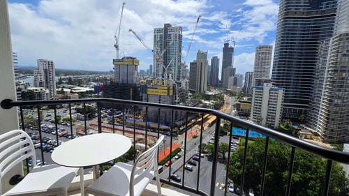 Comfortable 2-Bed Stay in Surfers | Great Location 5 Serain Residences