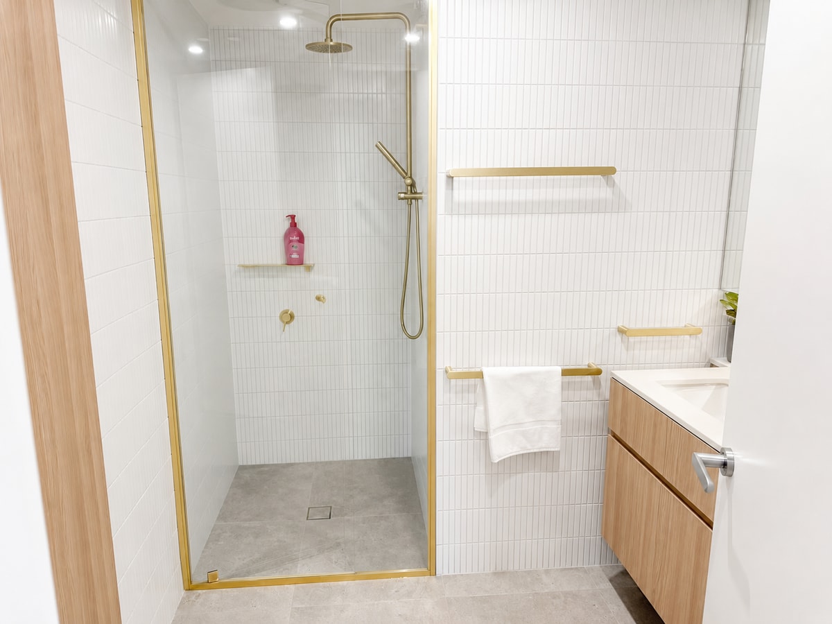 Comfy 2BR EV Friendly Stay | 7-Min Walk to Tram 6 Serain Residences