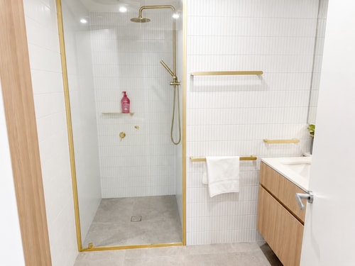 Comfy 2BR EV Friendly Stay | 7-Min Walk to Tram 6 Serain Residences