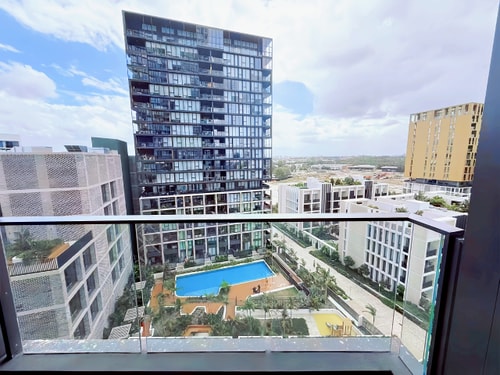 Stylish 1BR | Pool, Gym & Parking by Olympic Park 5 Serain Residences