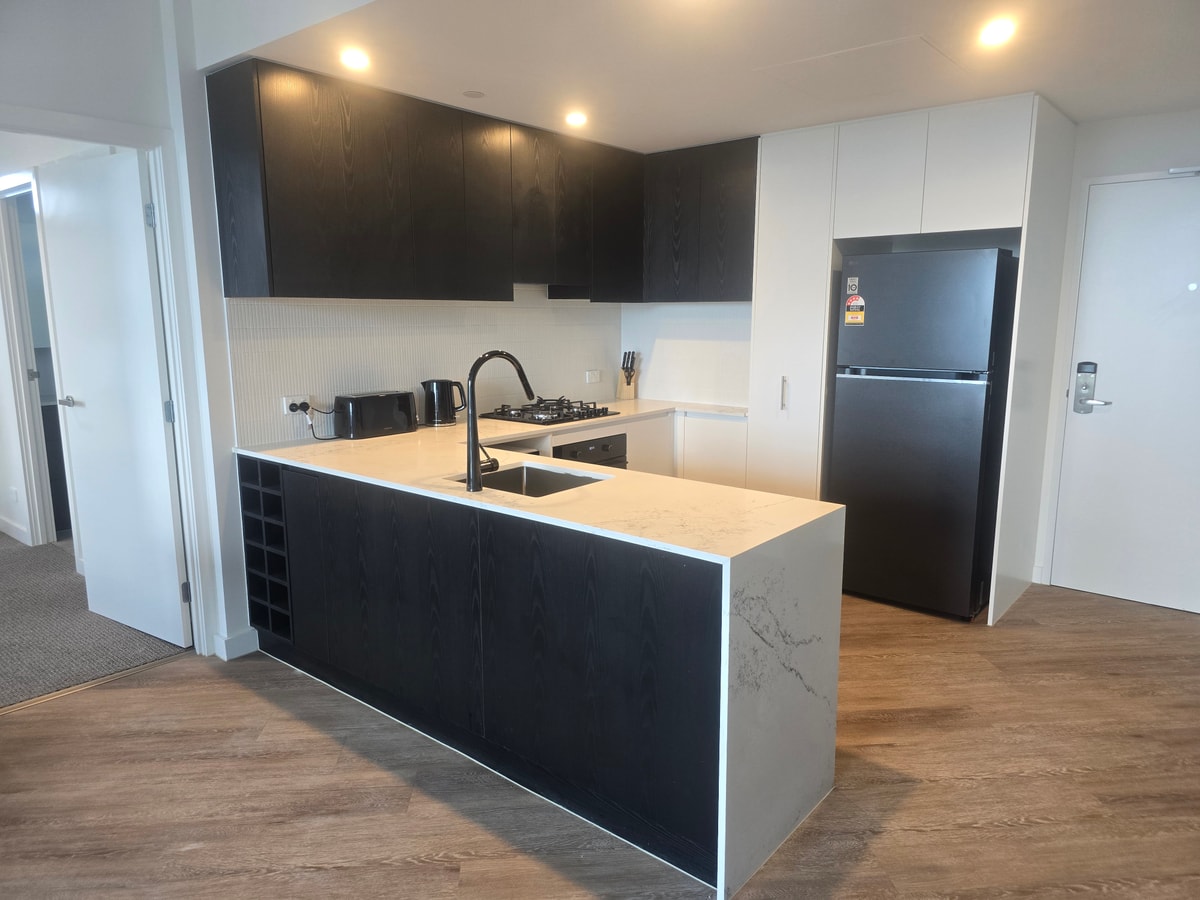 Comfortable 2 BDR Apartment in Central Southport 5 Serain Residences