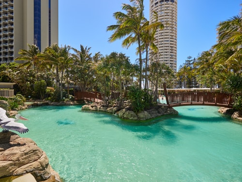 Sunlit 1-Bedroom Apt at Crown Tower with Parking 23 Serain Residences