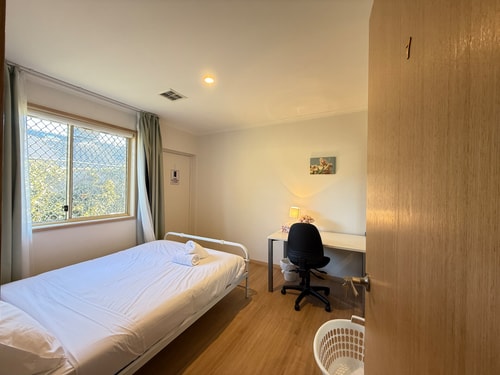 Academic’s Choice | Private Queen Room 5min to ANU 0 Serain Residences