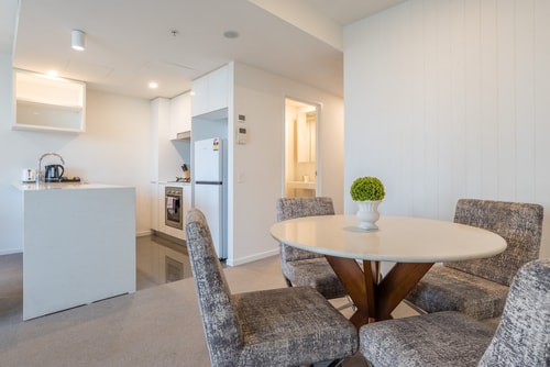 High Level 2-bedroom with Parking South Brisbane 19 Serain Residences