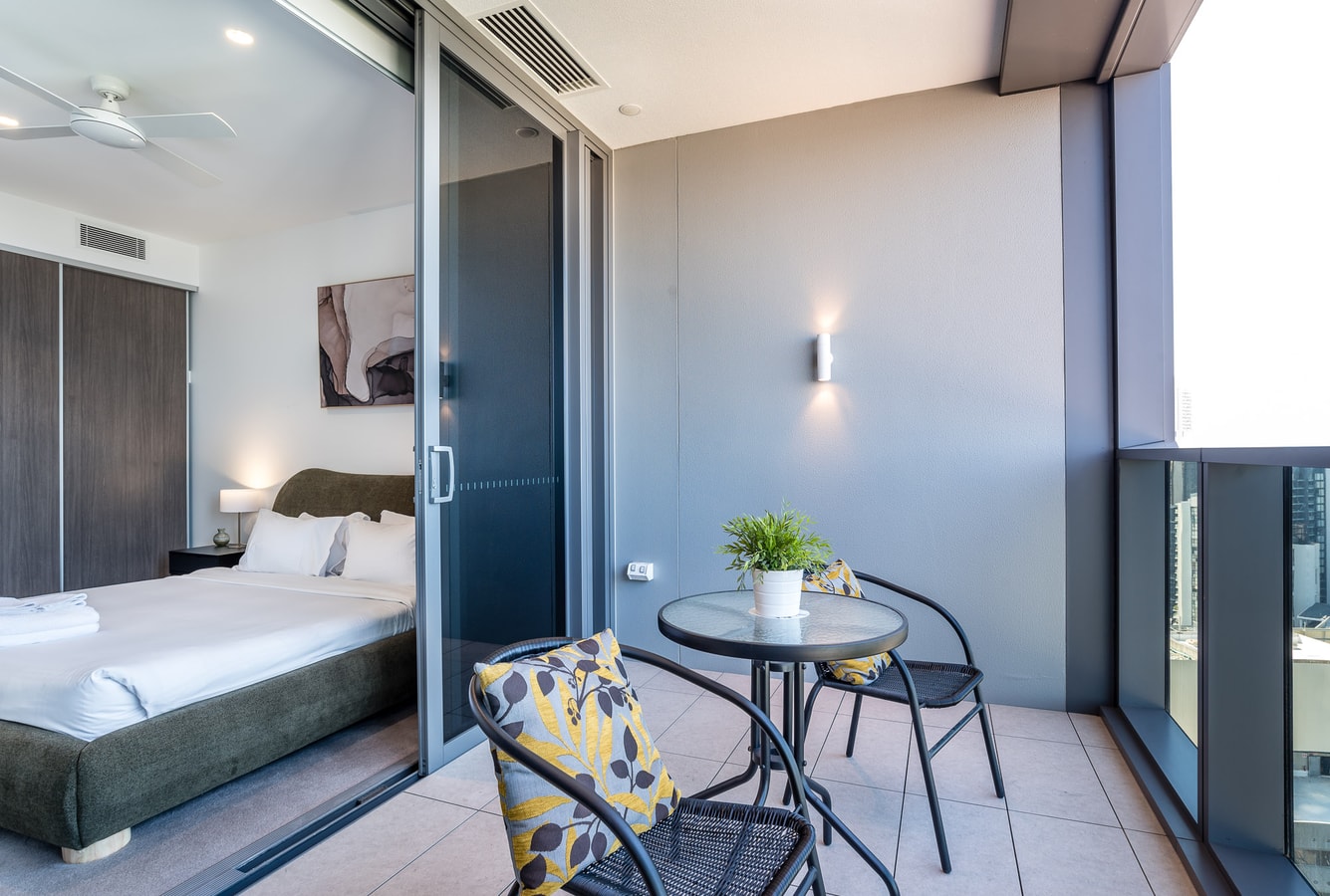 River View Central Brisbane 1Bedroom Apartment 8 Serain Residences