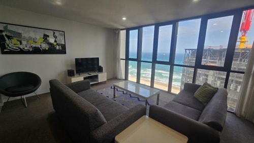 Sea Side Comfortable Apartment in Surfers Paradise 30 Serain Residences