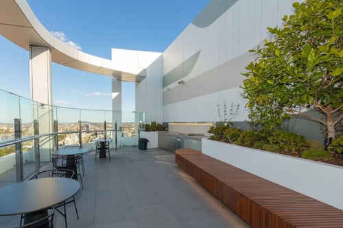 Modern Style River View 2Bedroom  Apt + Parking 17 Serain Residences