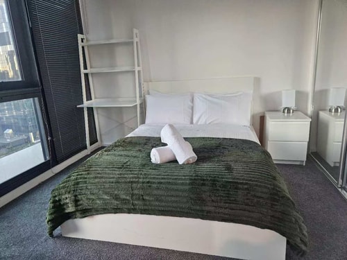 Two-bedroom Apt in Southbank with Parking 15 Serain Residences