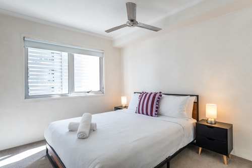 Prime Loc River Glimpse 2BR Walk to CBD w/Parking 24 Serain Residences