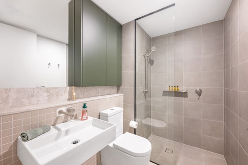 Central located 2 bedroom Apartment in Canberra 8 Serain Residences