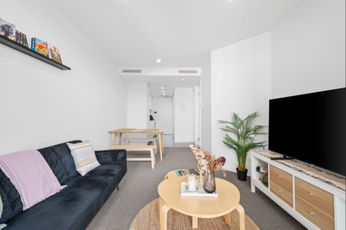 Central North Braddon – Steps from Cafes & Shops 4 Serain Residences