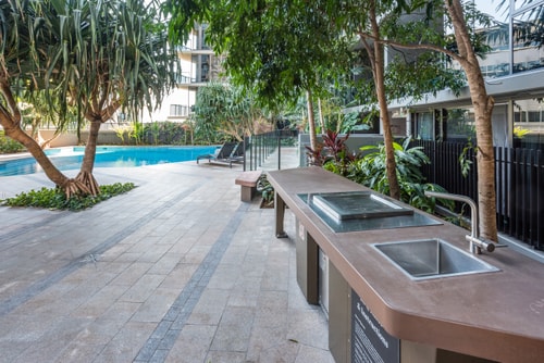 Central Located 1BR w/Parking | Near CBD & Transit 10 Serain Residences