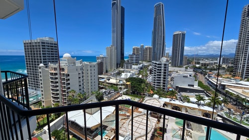 2 Double Bed Hotel Room in Central Surfers 1 Serain Residences