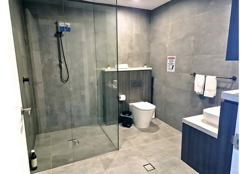 Olympic Park 1BR: Pool, Gym & Free Secure Parking 5 Serain Residences