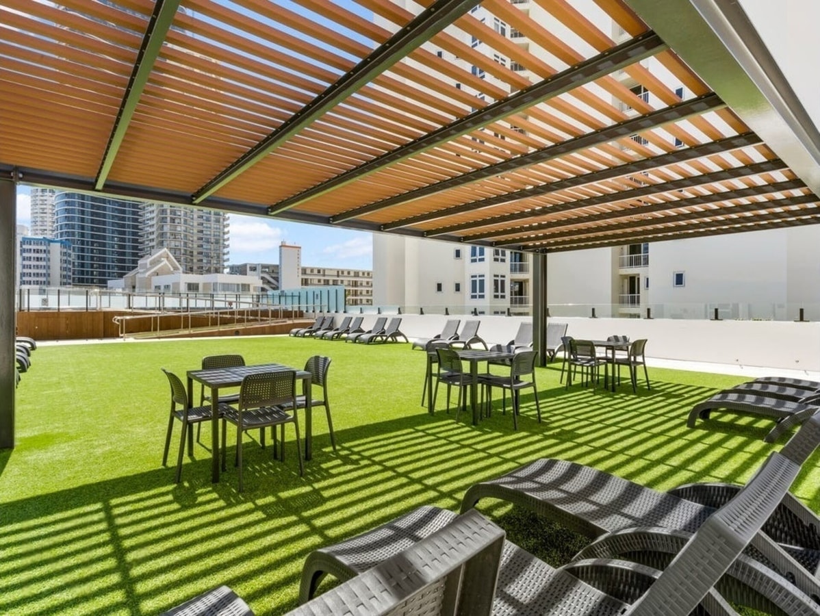 Central Located 2 Double-bed Hotel Room in Surfers 3 Serain Residences