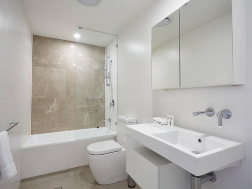 Homelike 2 bedrooms Apartment in Central Surfers 29 Serain Residences