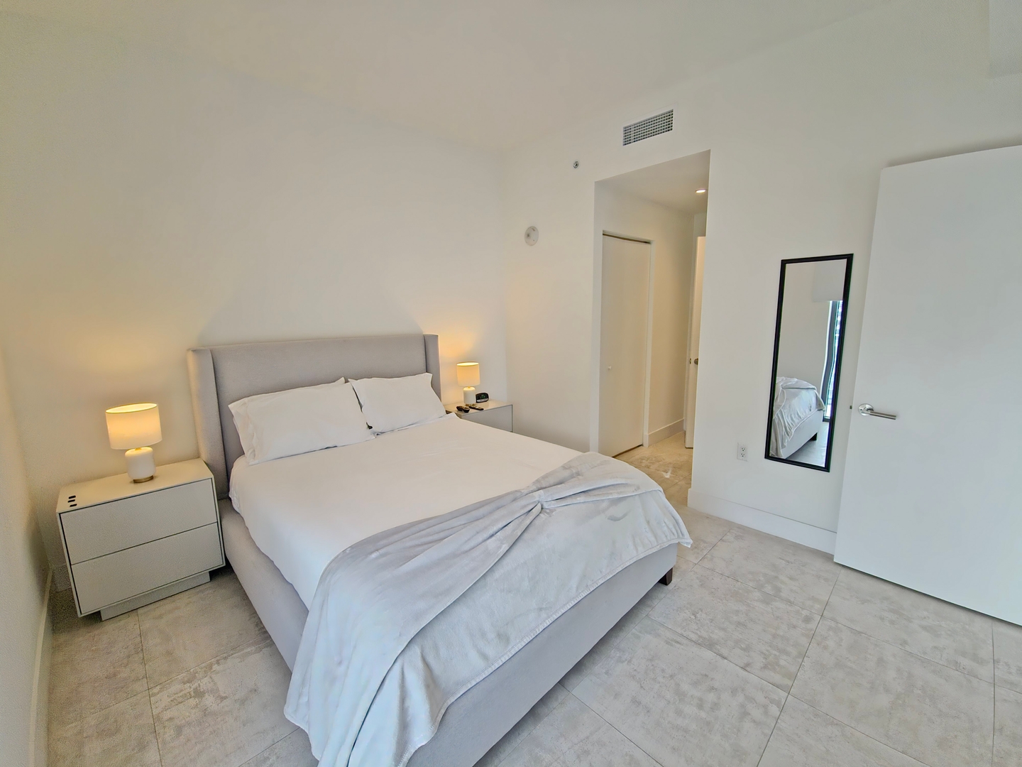 Elegante condominio en Brickell con estacionamiento gratuito - CS65 8 Cielo Stays