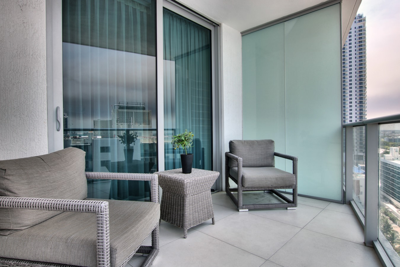 Luxury Beach Condo with Rooftop Pool 18 Cielo Stays