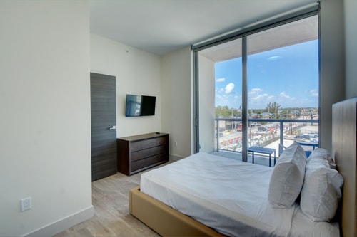 CH-Luxury Two Bedroom Condo With Ocean View and Just Steps From the Beach-59072 17 Cielo Stays