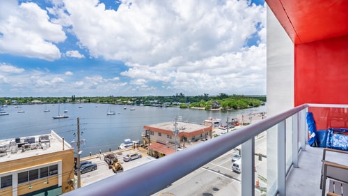 CH- Brand New Luxury Condo With Gorgeous Water View and Just Steps From the Beach-59078 2 Cielo Stays