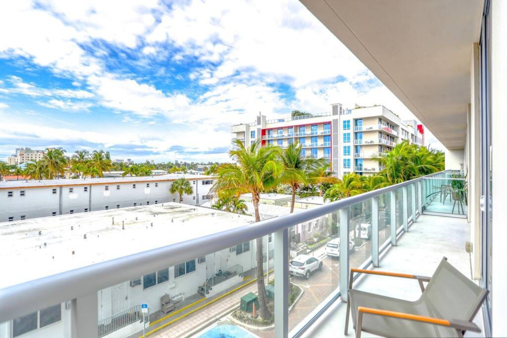 Watch the Sunrise At Your Wraparound Balcony-CS17 75 Cielo Stays