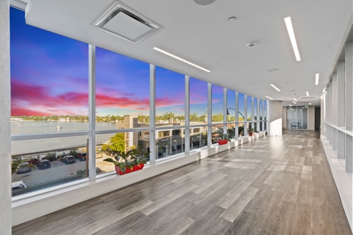 Luxury Condo | Serene Balcony View 36 Tamesys Departamentos