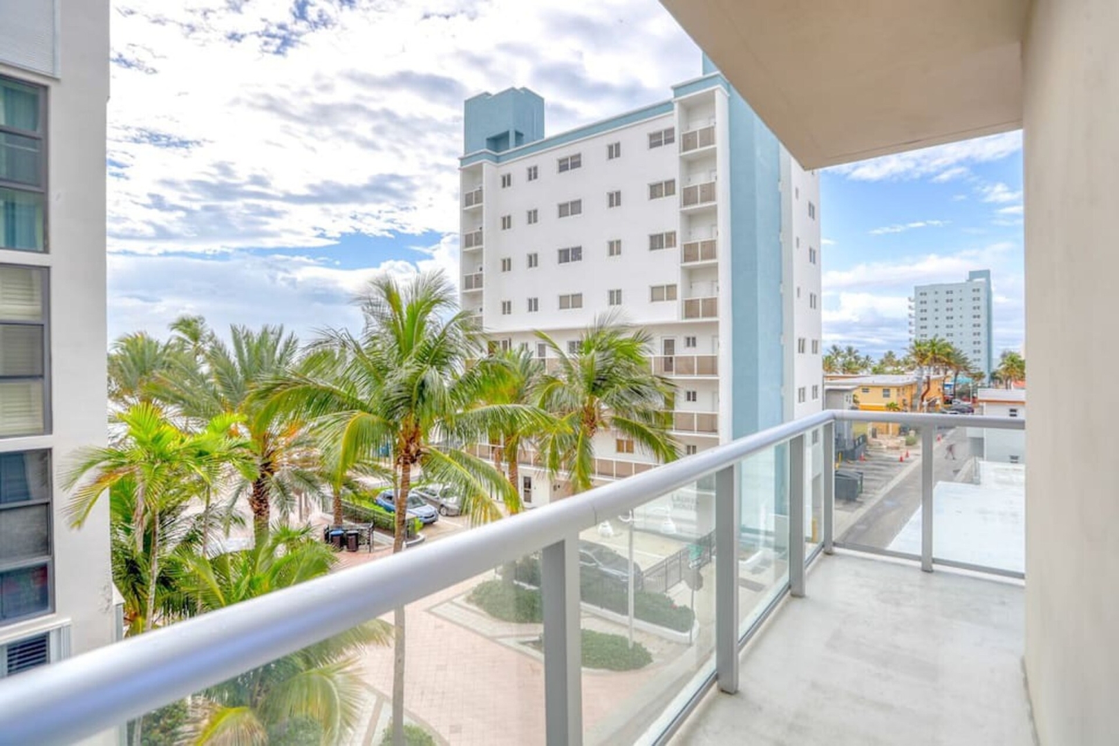 Watch the Sunrise At Your Wraparound Balcony-CS17 24 Cielo Stays