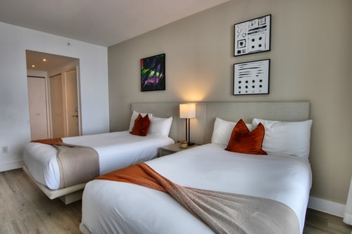 Luxury Beach Condo with Rooftop Pool 35 Cielo Stays