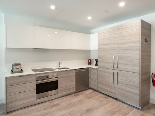 CH-Luxury 1BR plus den Condo w/ rooftop bar & ocean view, steps from the beach-59080 41 Cielo Stays