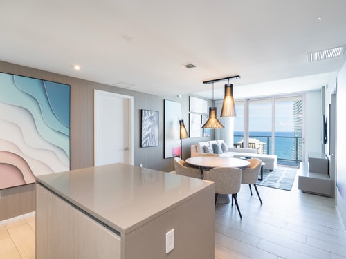 Lovely 2BD Condo w/ ocean view with rooftop pool & bar-300001212 2 Cielo Stays
