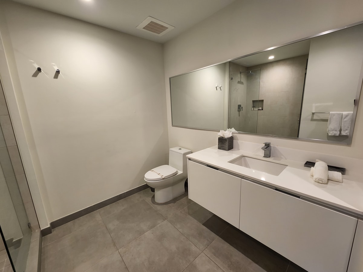 2BR Coastal Retreat w/ Stunning Sunrise Views -CS3 13 Cielo Stays