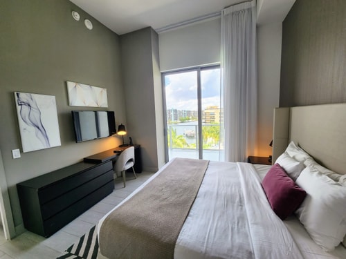 Waterfront Condo with Rooftop Pool 12 Tamesys Departamentos