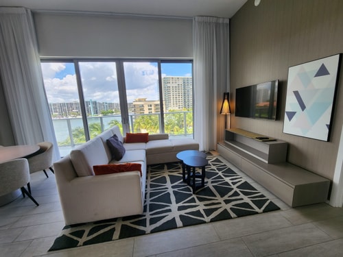 Waterfront Condo with Rooftop Pool 3 Tamesys Departamentos